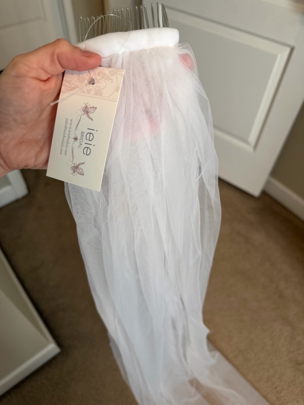 White Veil Comb - Classic Tulle Hair Accessory